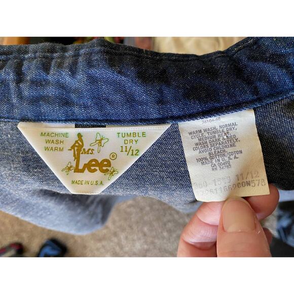 Lee Chambray button down ruffle front dark wash 1980s western - Picture 8 of 9